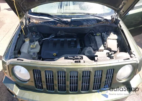 2008 Jeep Patriot Sport z USA, uszkodzony, nr VIN 1J8FF28W58D573793